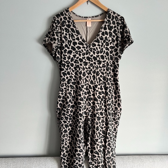 Smash + Tess Sunday Romper in Lexi Leopard - Picture 1 of 3